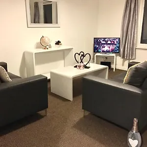 Central Spacious 2 Bedroom By Union Square Free Parking Aberdeen